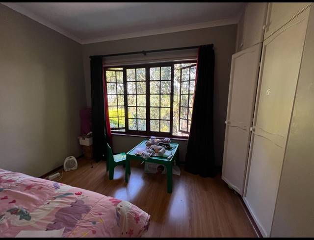 4 BEDROOM FREESTANDING FOR SALE IN CLARENDON